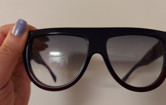 Céline Sunglasses Ombre Navy to Burgundy CL 41026/S FV7DV used - Picture 4 of 4